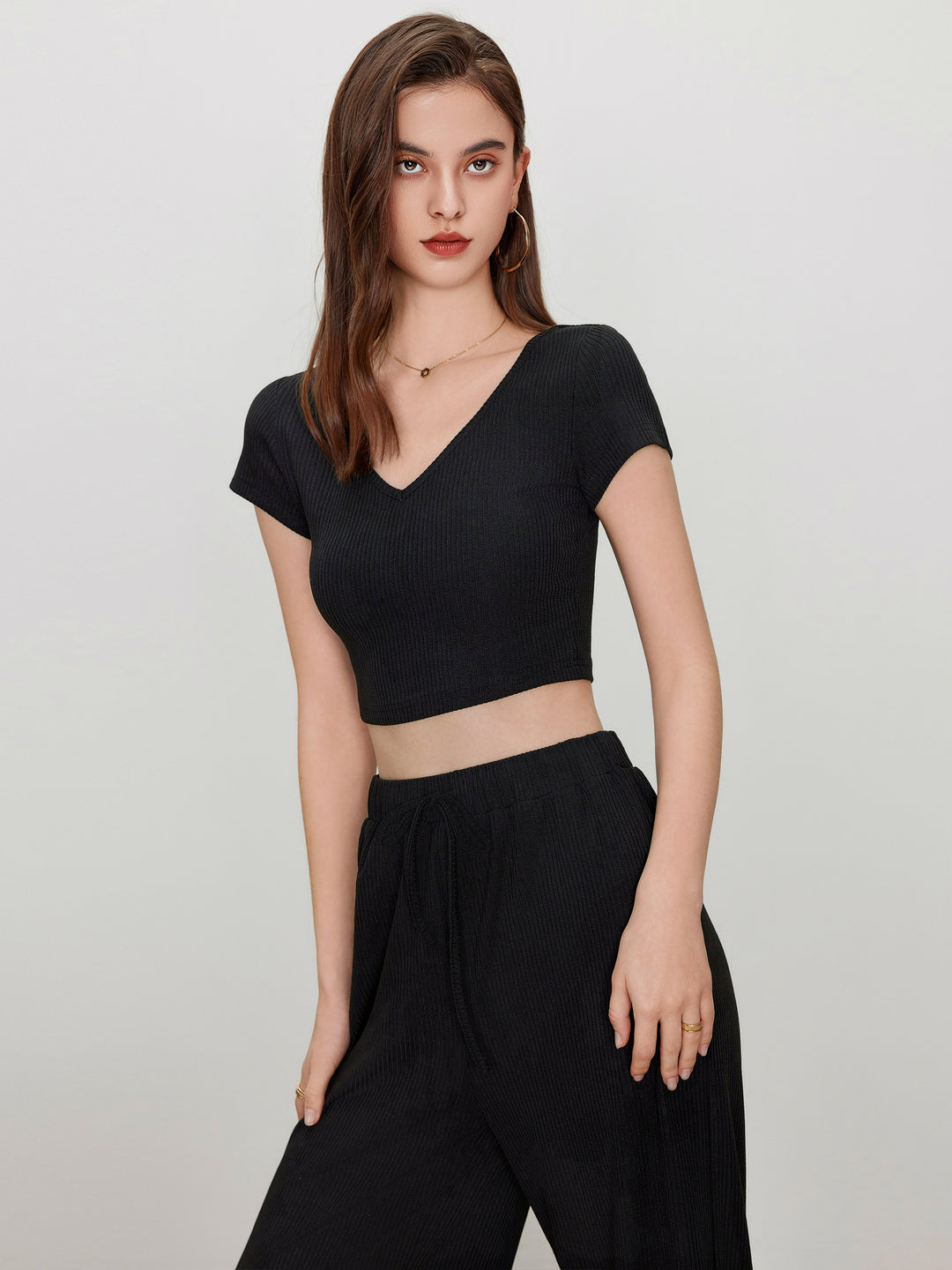 V-neck Short Sleeve Crop Tee & Knotted Wide Leg Pants Set