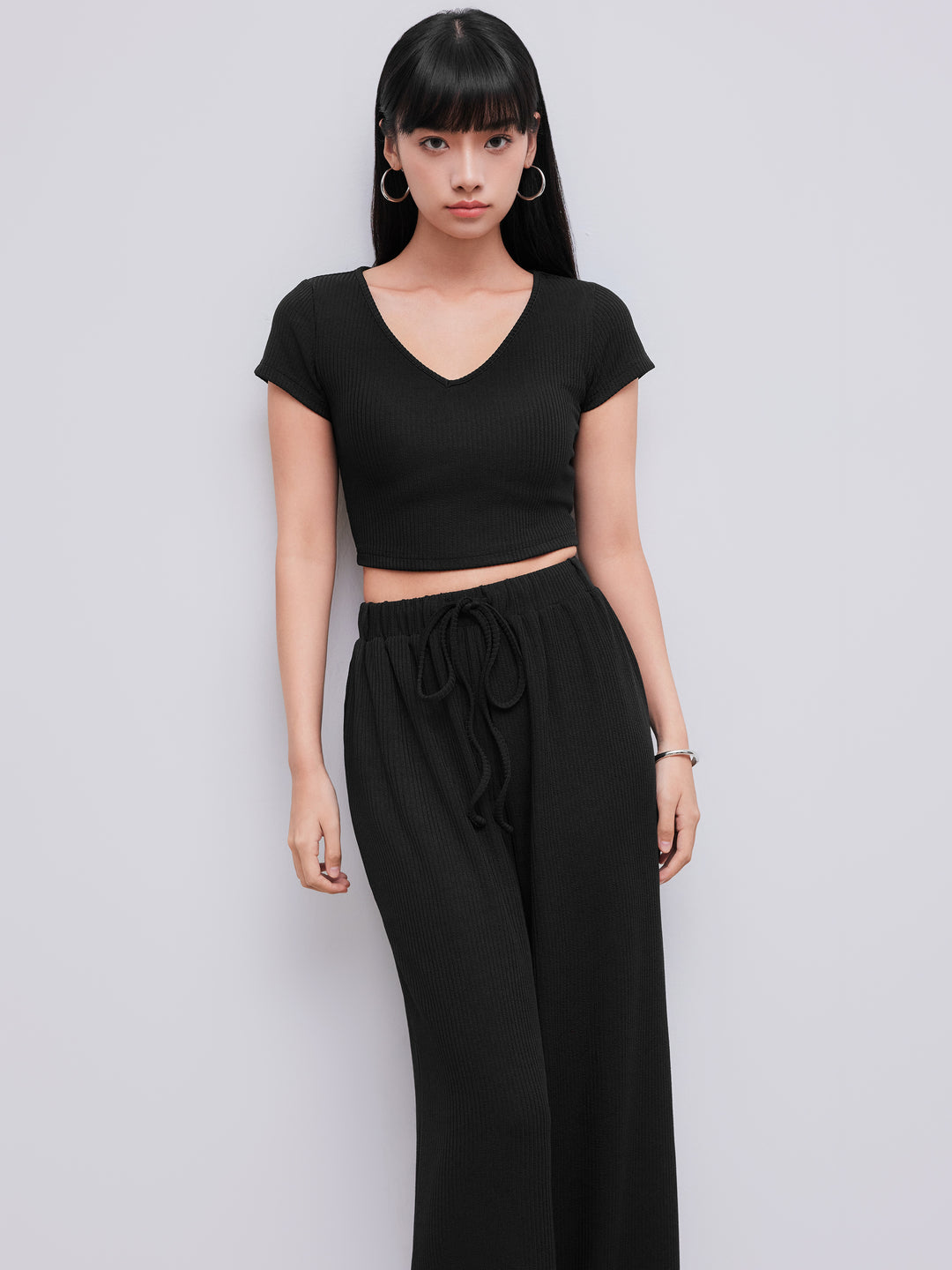 V-neck Short Sleeve Crop Tee & Knotted Wide Leg Pants Set